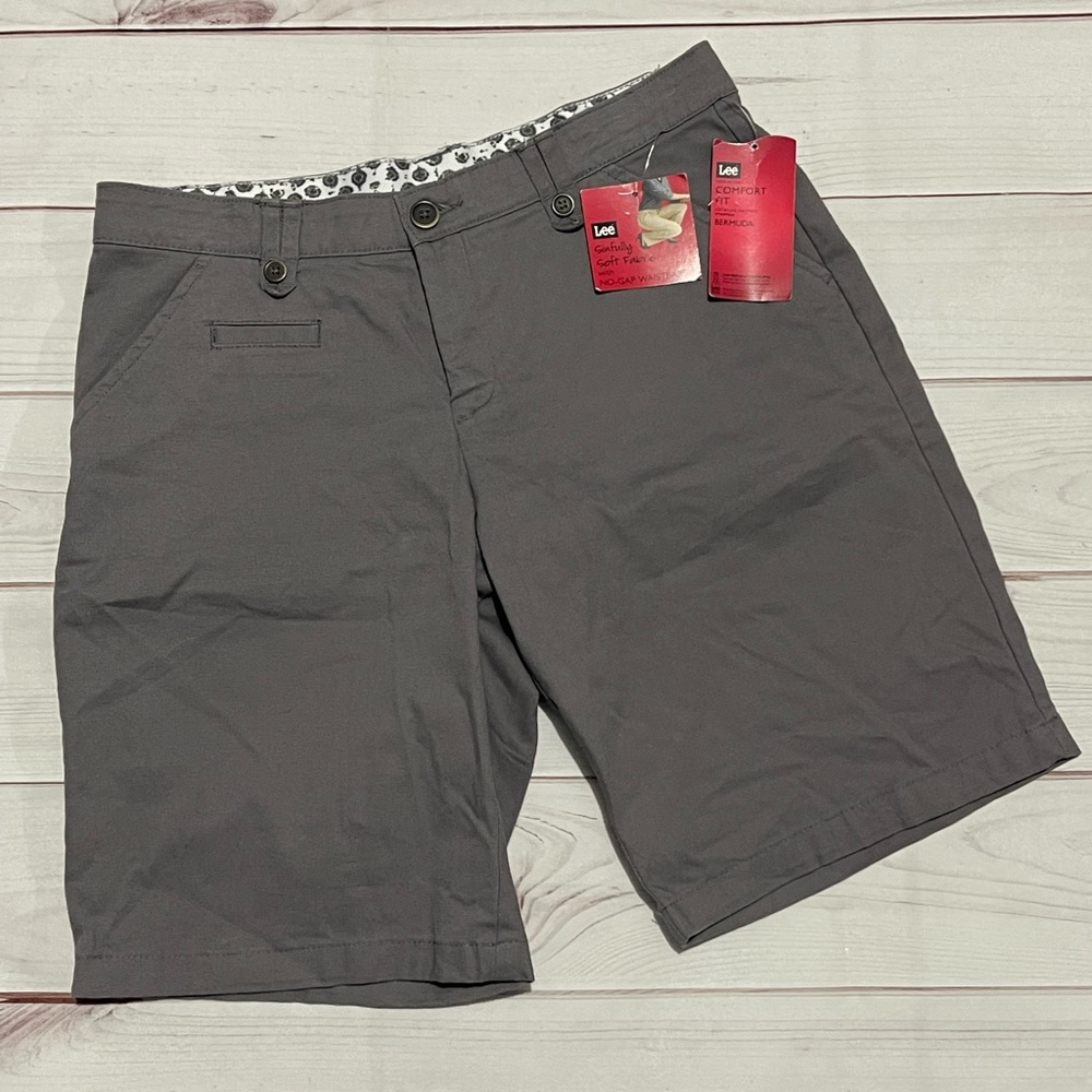 Bermuda Lee Pants size Medium